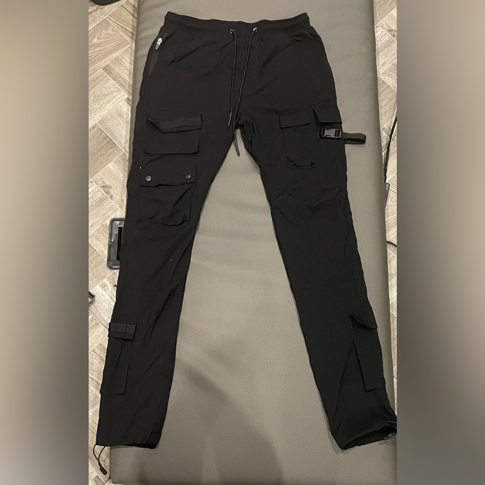 American stitch Zumiez cargos